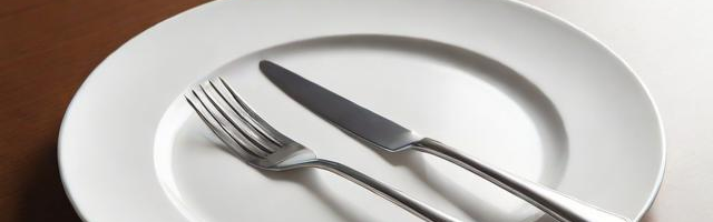 餐桌礼仪注意细节:（餐桌礼仪注意细节有哪些）